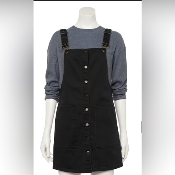 SO Dresses & Skirts - Juniors’‎ SO Button Front Black Pinafore Dress ~